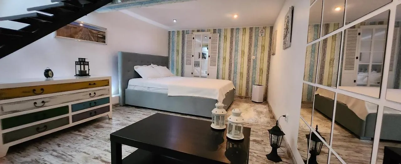 Morii Lake Pool Villa Bukarest