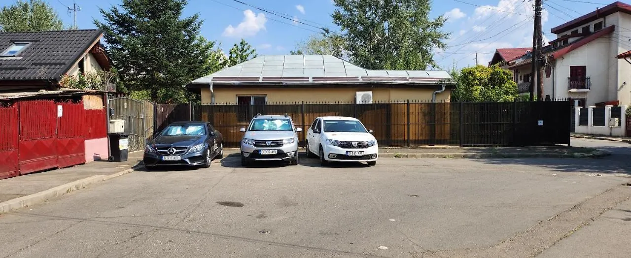 Morii Lake Pool Villa Bukarest Rumänien